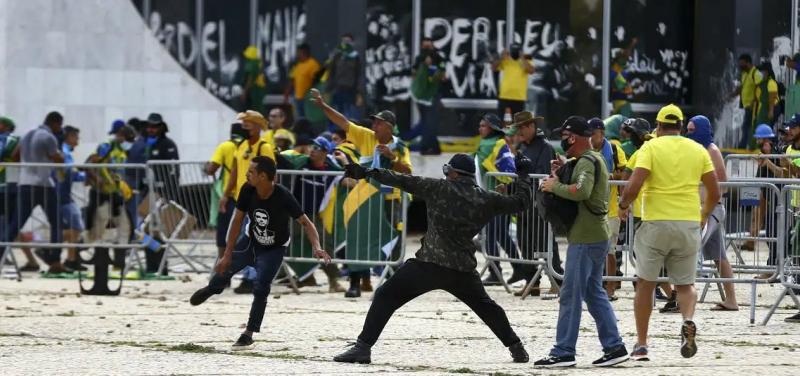 Governo não deve conceder indulto natalino aos envolvidos no 8 de janeiro