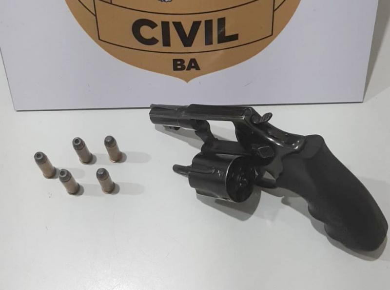 Homem é preso por porte ilegal de arma de fogo em Brumado