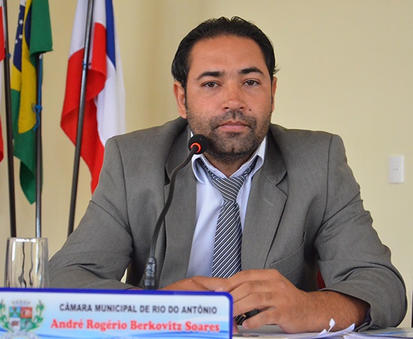 Vídeo: Vereador André Berkovitz desmascara ex-presidente da Câmara de Rio do Antônio