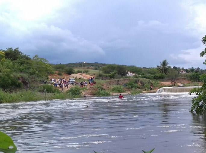 Brumadense morre ao ser arrastado por correnteza; corpo foi resgatado por brigadista de Ituaçu e bombeiro civil de Barra da Estiva