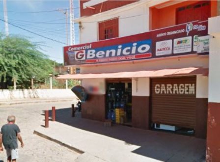 Irecê: Bandidos assaltam loja ao lado de batalhão da Polícia Militar