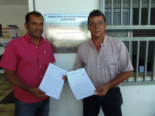 Vereador solicita do Ministério Público apuração de supostas irregularidades quanto a aquisição de combustível realizada pelo ex- prefeito Eduardo Vasconcelos e pela Câmara de Vereadores