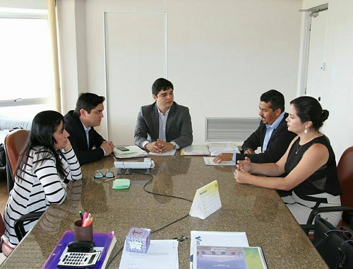  Gil Rocha esteve com o Deputado e Secretário de Agricultura do Estado da Bahia em busca de benefícios para Guajeru