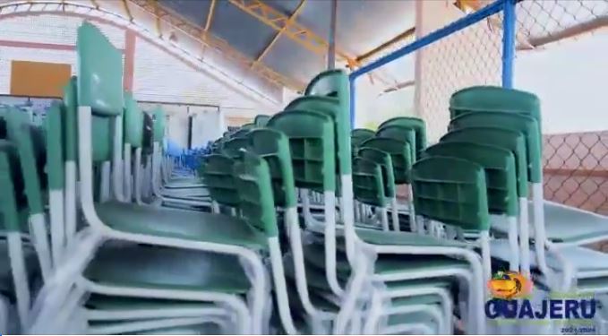 Novos mobiliários são entregues para unidades escolares da rede pública municipal de Guajeru 