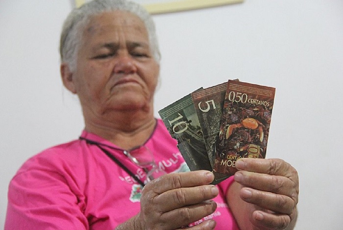 Pescadores apostam em nova moeda para aumentar a renda no sul da Bahia