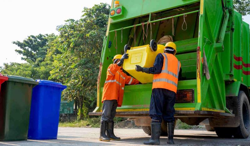 Cresce o número da população com acesso a coleta de lixo e rede de esgoto no Brasil