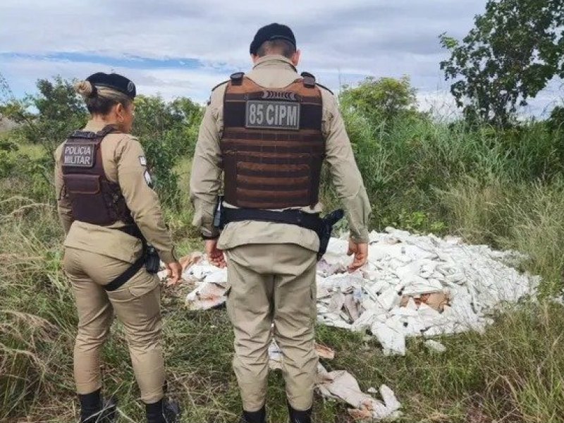 Homem é preso acusado de matar ex-companheira e ocultar corpo em terreno baldio em Luis Eduardo Magalhães