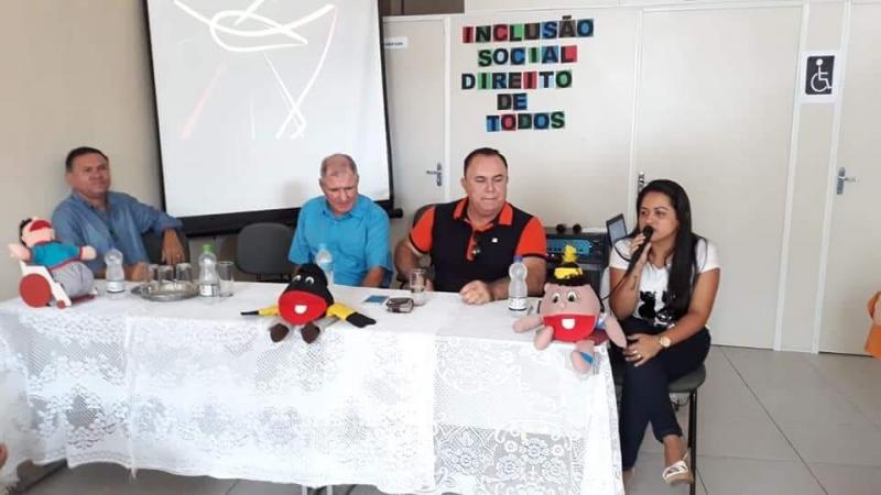 CRAS em Rio do Antônio realiza reunião com o grupo de beneficiários do BPC.