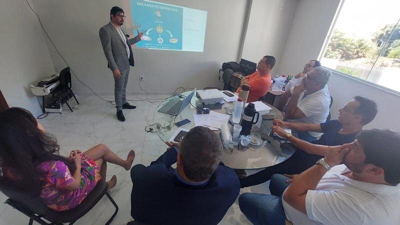 Brumado: Comissão para reformar e atualizar lei orgânica do município se reúne com consultoria jurídica especializada