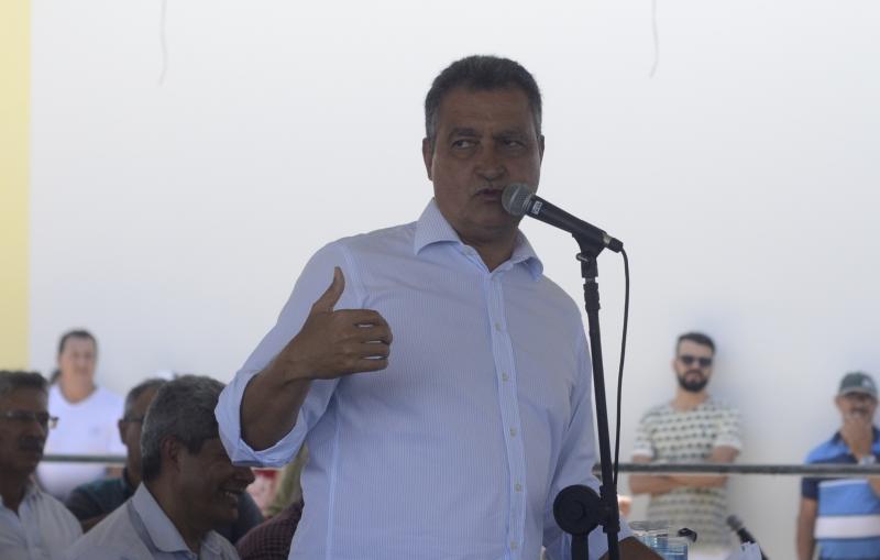 Em Rio do Antônio, Rui inaugura escola com capacidade para 600 alunos