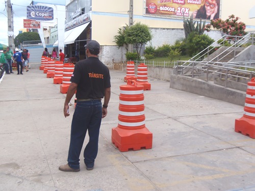 Superintendência de trânsito intensifica fiscalização no centro da cidade para cumprimento de artigos CTB