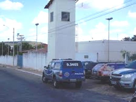 Preso considerado de alta periculosidade foge da carceragem da 20ª Coorpin