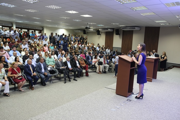 Governo firma parceria para combate ao câncer de mama e do colo do útero
