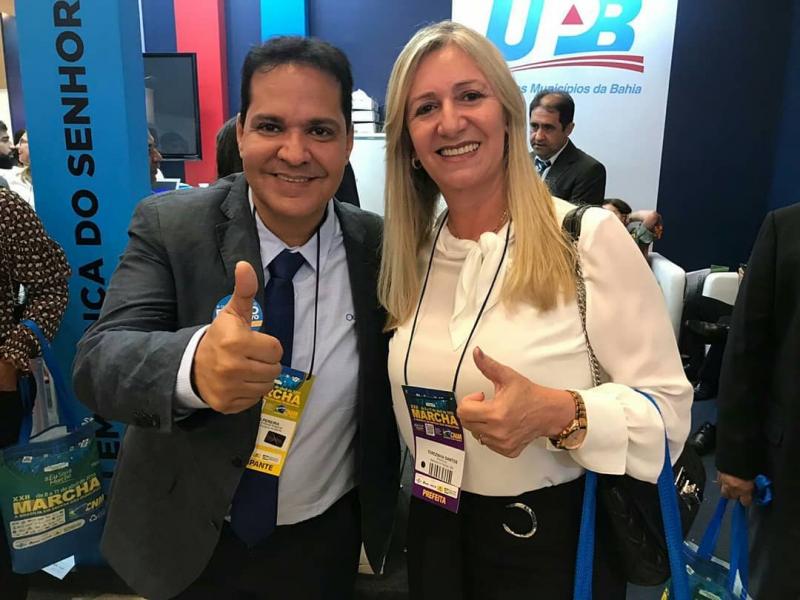 Prefeita de Malhada de Pedras participa da XXII Marcha em Defesa dos Município realizada em Brasília