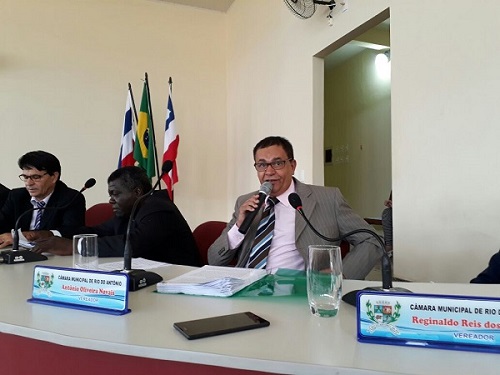 Vereador Antônio Oliveira Novais apresenta Projeto de Indicação solicitando espaço para alojamento de subsecretarias em Rio do Antônio