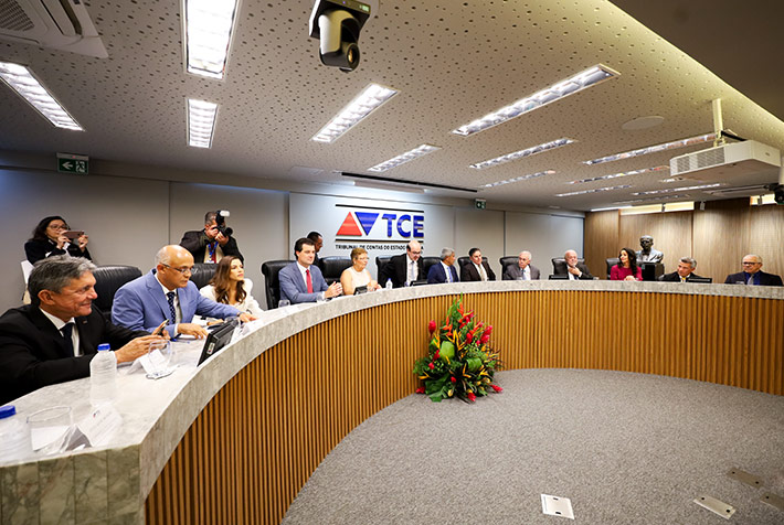 Otto Alencar Filho é empossado como novo conselheiro do Tribunal de Contas do Estado da Bahia