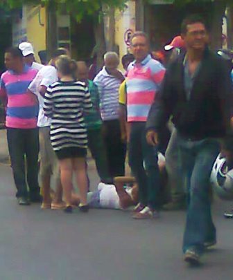 Idosa é atropelada ao tentar atravessar avenida no centro da cidade