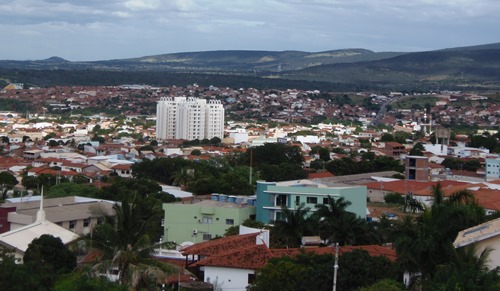 Dois arrobamentos em órgãos públicos foram registrados neste final de semana, vários objetos foram levados