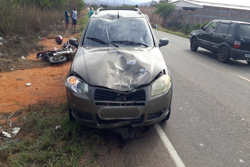 Motociclista fica ferido em acidente na BA-148 em Brumado