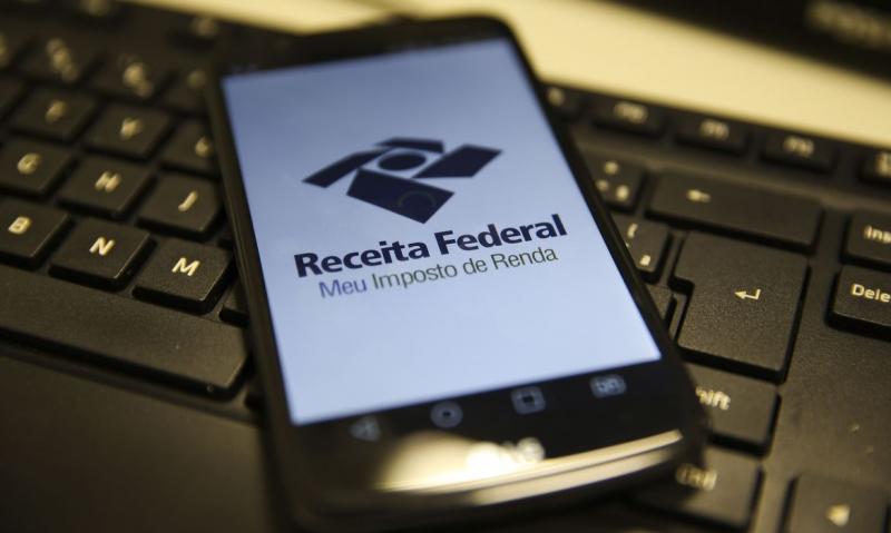 Receita abre hoje (23) consulta a segundo lote de restituição de IR