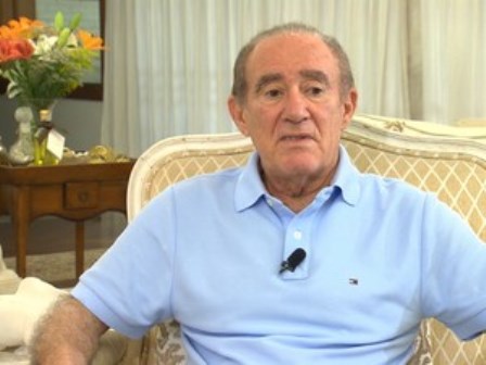 Humorista Renato Aragão volta a ser internado no Rio
