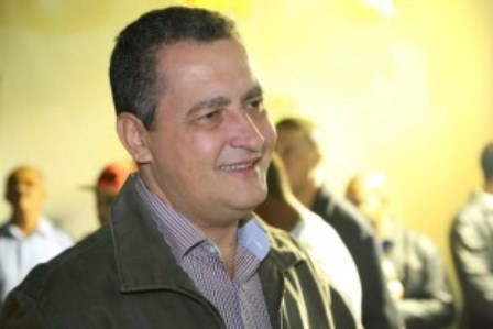 Há relatos de que vereadores pedem R$ 50 mil por 300 votos, diz Rui Costa