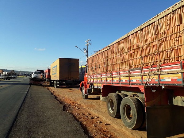 Protestos de caminhoneiros entram no 5º dia na Bahia, mesmo com proposta de acordo apresentada pelo governo