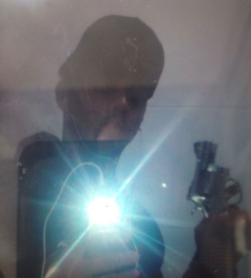 Com várias passagens na polícia por tráfico e homicídio, meliante morre em confronto com a polícia