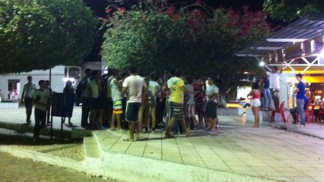 Estudantes tentam armar confusão em frente de escola em Livramento