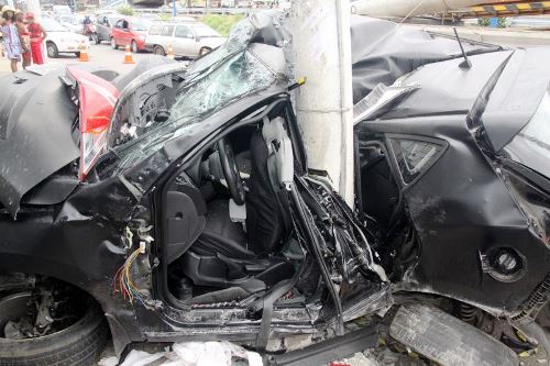 Salvador: Ao voltar da formatura da filha morador de Livramento bate o carro e morre na hora