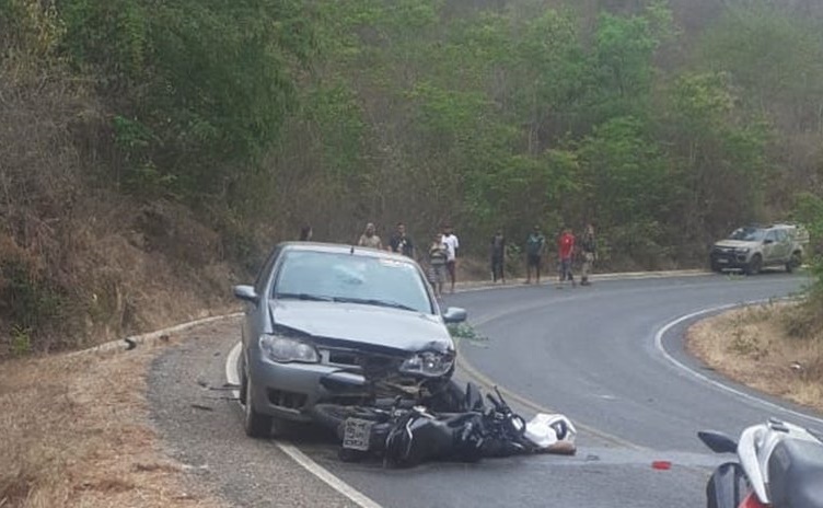 Acidente deixa vítima fatal e um ferido na BA-903 entre Paramirim e Erico Cardoso 