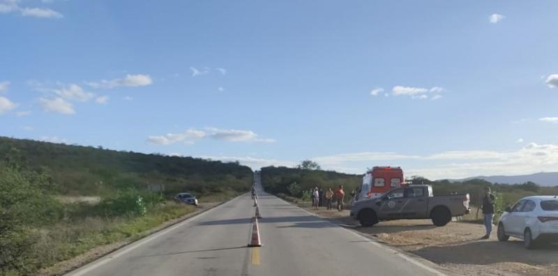 Casal morre após colisão na BR-030, trecho entre Brumado e Sussuarana