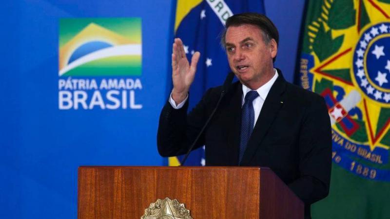 Bolsonaro revoga decreto de armas e publica novas regras