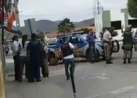 Iaçu: Bandidos sequestram filhos de gerente do Banco do Brasil 