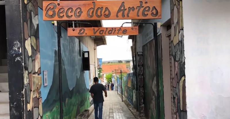 Prefeito de Barra da Estiva celebra aniversário da cidade com a entrega do Beco das Artes, veja o vídeo