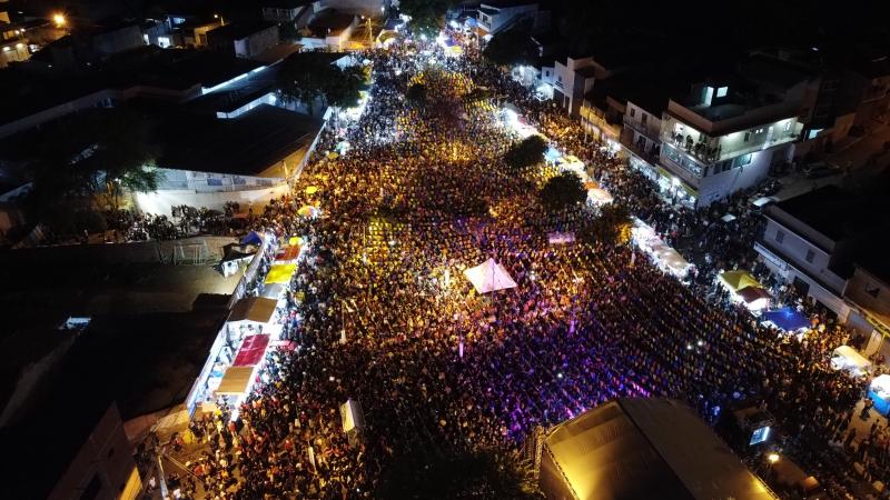 Brumado: São Pedro dos Olhos D'água registra recorde de público e belíssimas apresentações