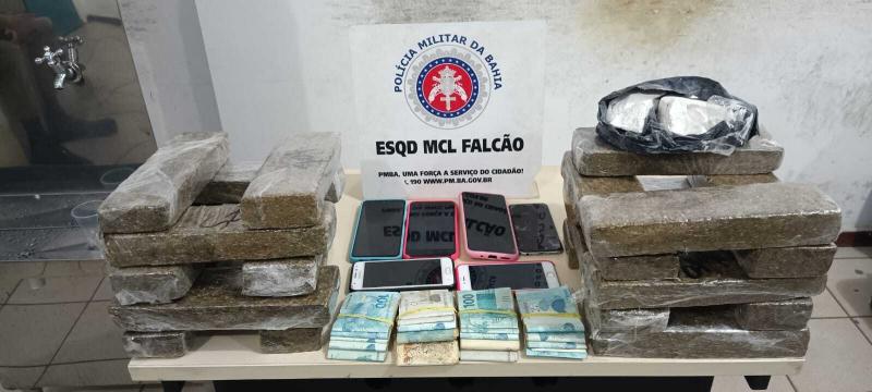 Operação prende cinco pessoas e apreende R$ 18 mil em dinheiro e 19 quilos de maconha em Conquista