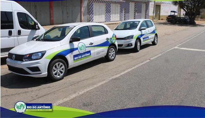 Governo Rio do Antônio adquiri mais dois carros novos para atender à população