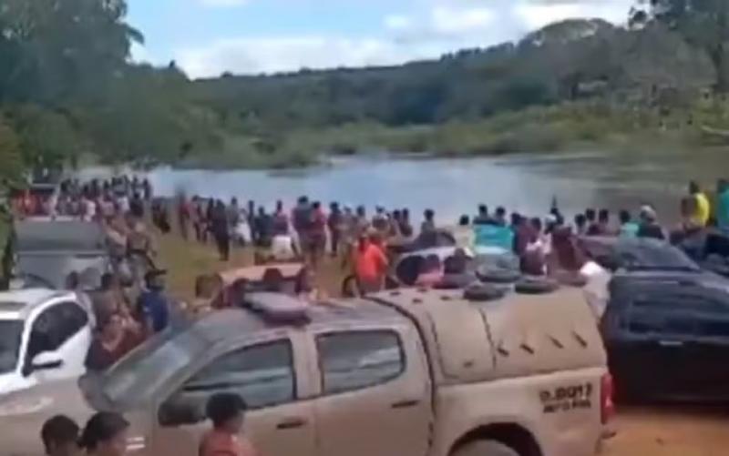 Jovem desaparece em entrar em rio durante festa de carnaval no sudoeste da Bahia 