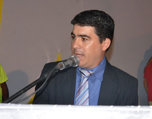 ITUAÇU: PREFEITO PHELIPPE BRITO ESTÁ DESDE FEVEREIRO SEM PRESTAR CONTAS AO TCM/BA, AFIRMA VEREADOR MARCINHO DE NOÉ