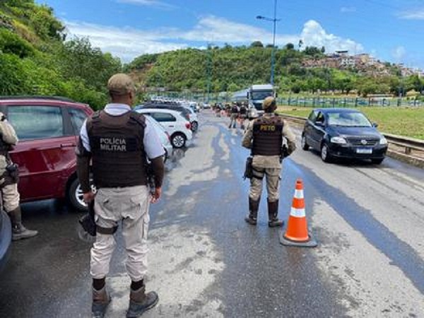 Bahia: Carga de cigarros contrabandeada do Paraguai é localizada em blitz