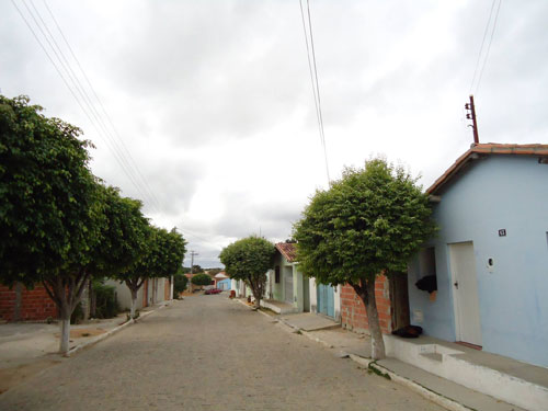 Indivíduos Armados realizam sequência de assaltos