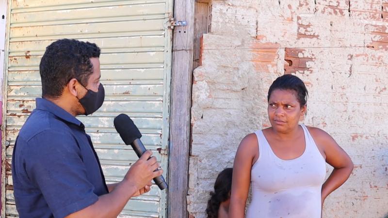 Famílias carentes receberam leite estragado entregue pela Prefeitura de Aracatu, veja o vídeo com a reportagem