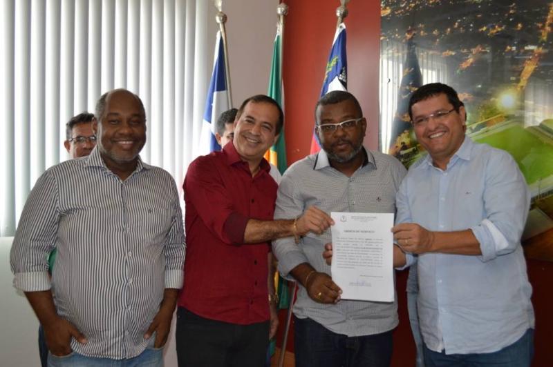 Assinada Ordem de Serviço para a construção da Casa do Empreendedor em Guanambi