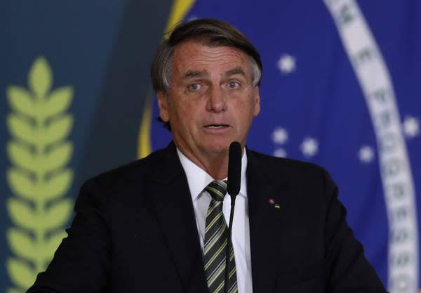 Novo piso salarial de enfermagem é sancionado por Bolsonaro