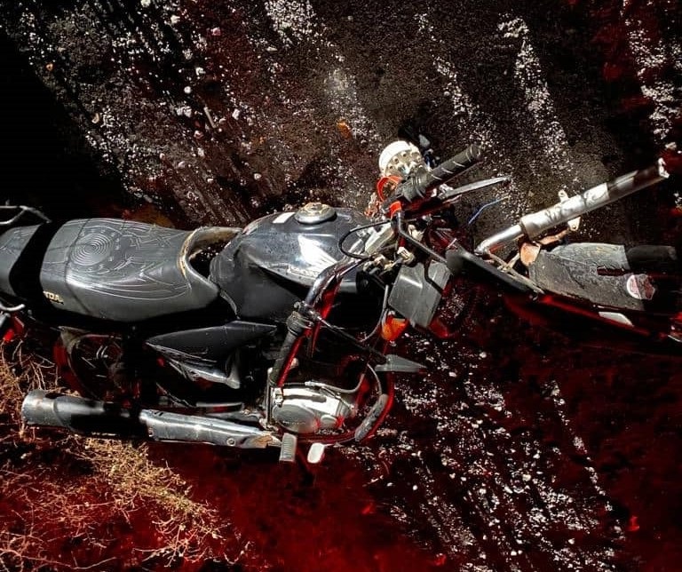 Acidente na BA-612 em Guanambi deixa vítima fatal e mulher ferida