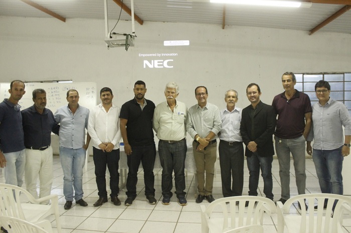 Prefeito de Ituaçu e o Presidente da Câmara de vereadores participam de seminário em Brumado