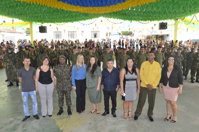 Tiro de Guerra realiza entrega de Certificados de Dispensa Militar em Malhada de Pedras