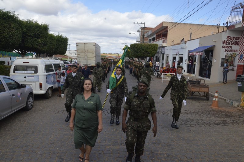 Tiro de Guerra realiza entrega de Certificados de Dispensa Militar em Malhada de Pedras