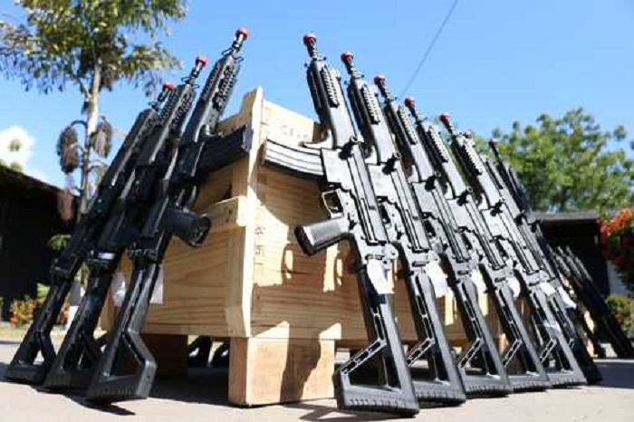 Polícia Civil da Bahia recebe 200 novos fuzis e espingardas